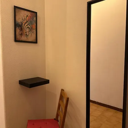 Appia Apartment *